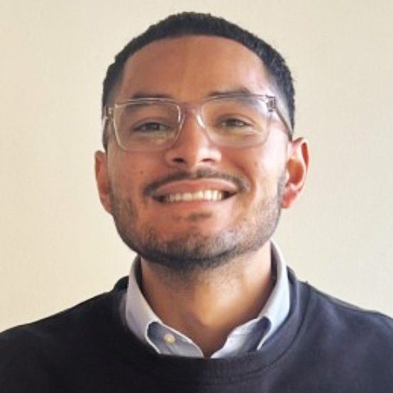 Headshot of Kamal De Campos